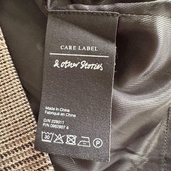 NWT & Other Stories Plaid Wool Blend Mini Skirt | Size 2 - Picture 4 of 5